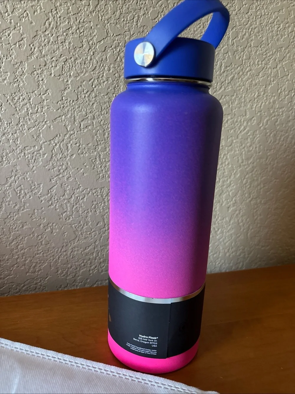 Hydro Flask 40 oz Wide Mouth Hawaii Limited Edition